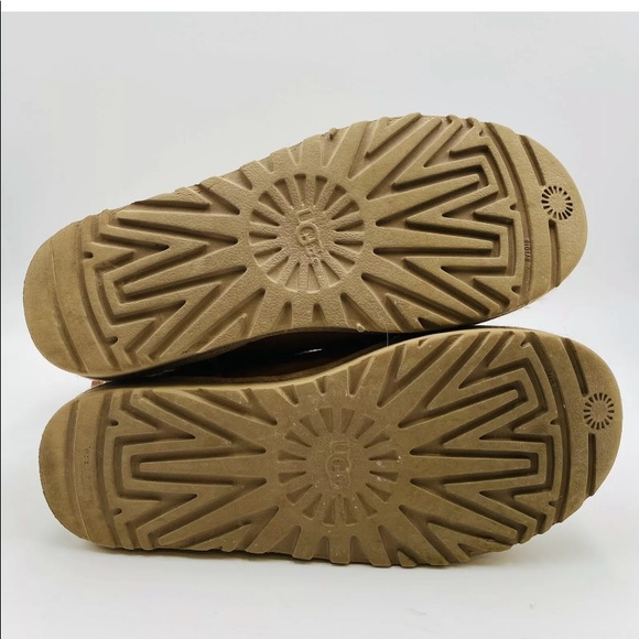 UGG Bailey Bow II - Picture 6 of 9